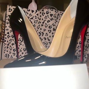 Christian Louboutin So Kate Black size 39 1/2 (never used) 120mm